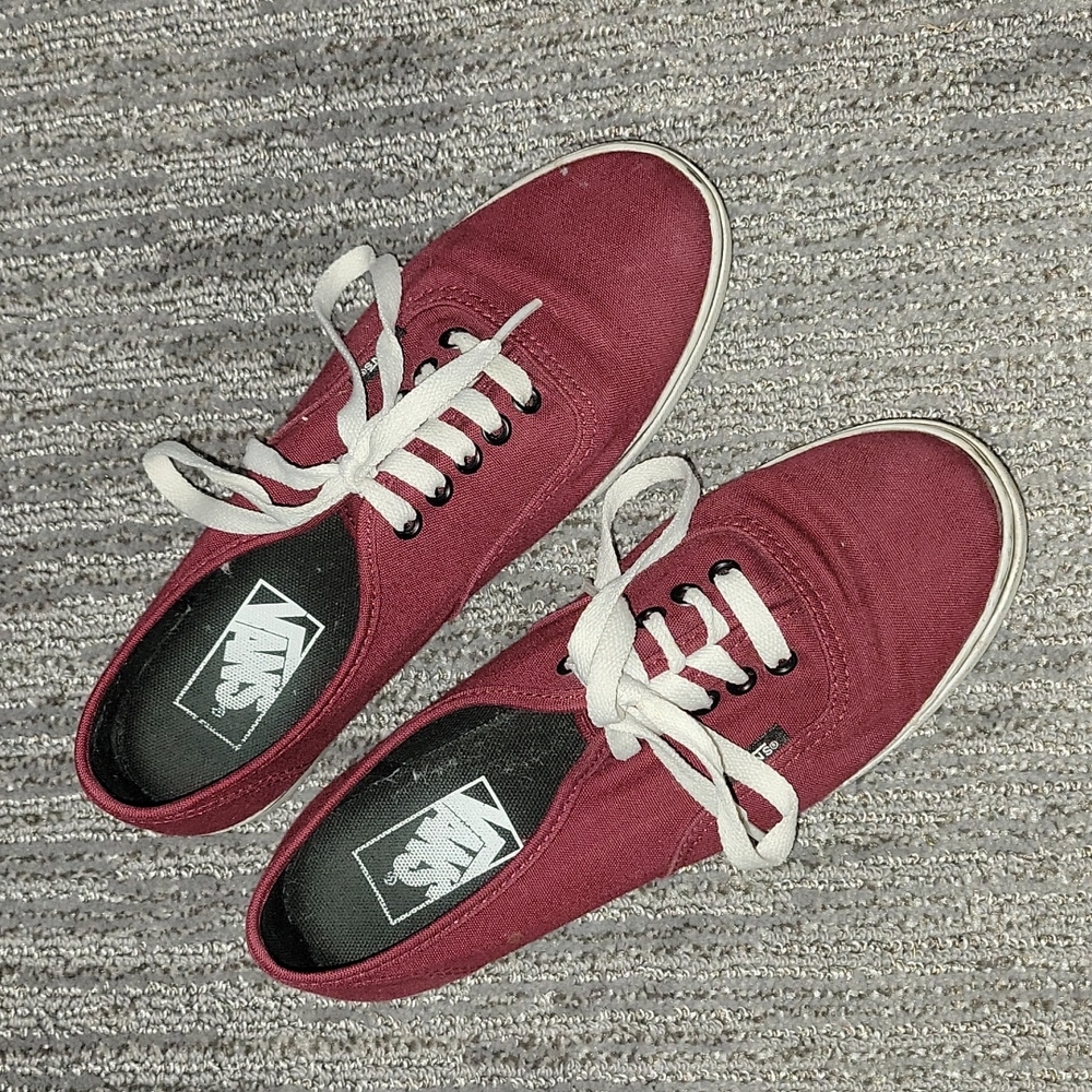 Maroon Size 7W Vans